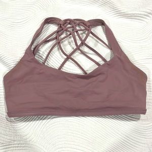 Free to be wild sports bra